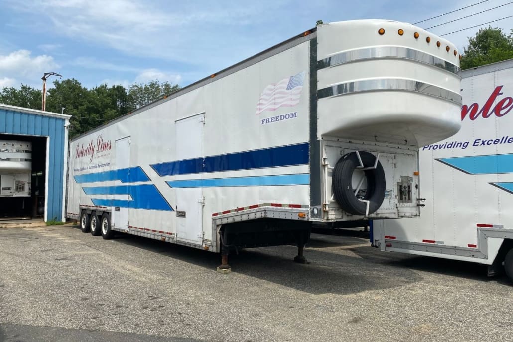 2000 Enclosed 6 Car Kentucky Trailer for Sale