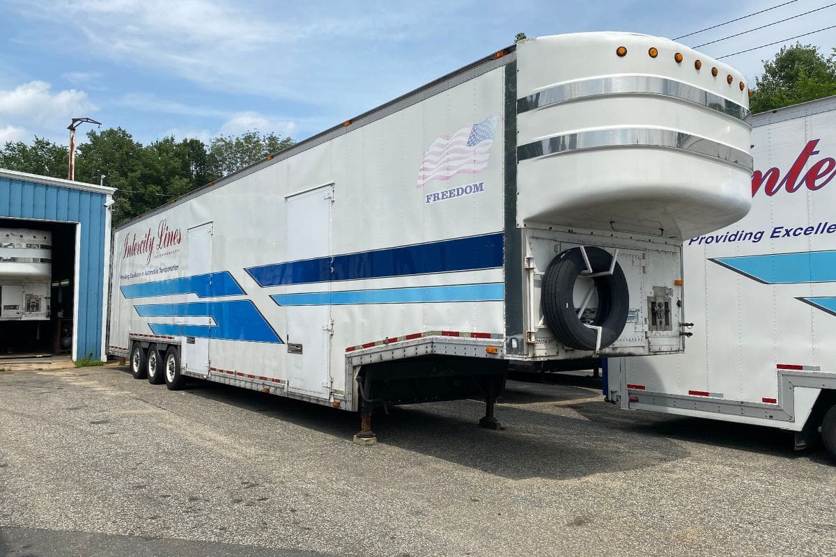 2000 Enclosed 6 Car Trailer for Sale - Intercity Lines